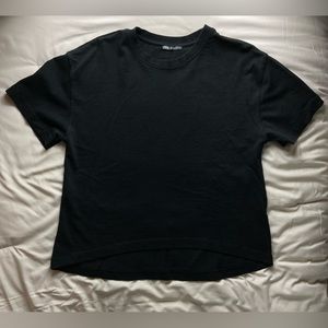 Zara 100% cotton Men’s black t-shirt.